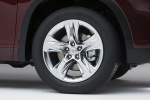 Picture of 2015 Toyota Highlander Limited AWD Rim