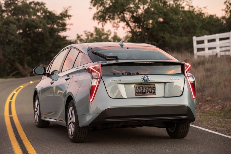 2016 Toyota Prius Three Picture
