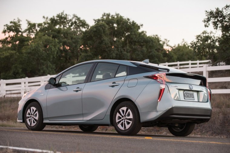 2017 Toyota Prius Three Picture