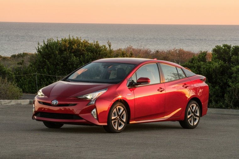 2017 Toyota Prius Four Picture