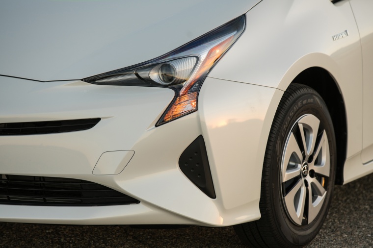 2017 Toyota Prius Two Headlight Picture