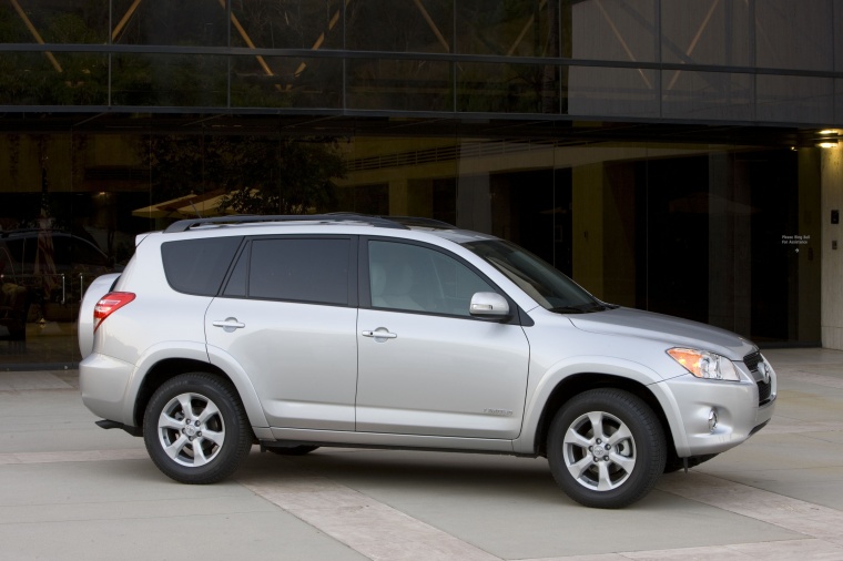 2010 Toyota RAV4 Limited Picture