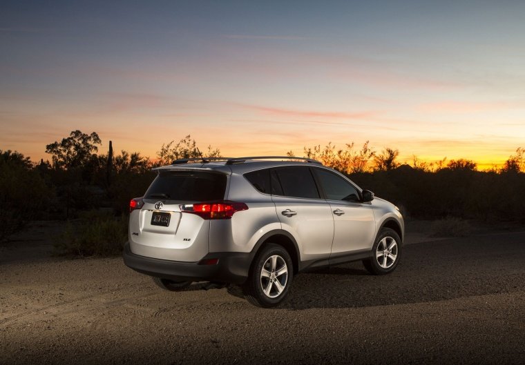 2015 Toyota RAV4 XLE Picture