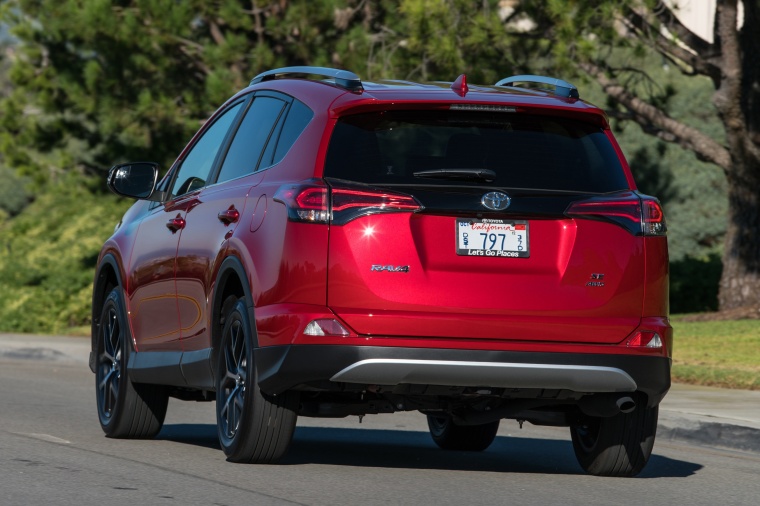 2016 Toyota RAV4 SE AWD Picture