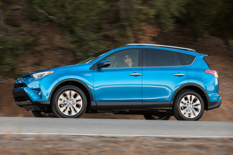 2016 Toyota RAV4 Hybrid Limited AWD Picture