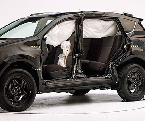 2016 Toyota RAV4 Hybrid IIHS Side Impact Crash Test Picture