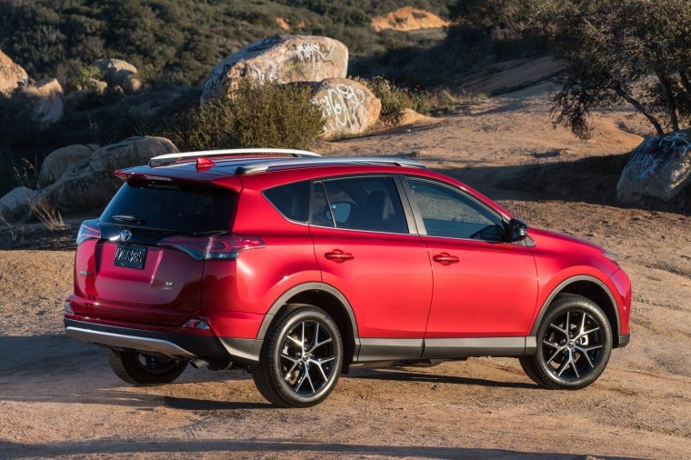 2017 Toyota RAV4 SE AWD Picture