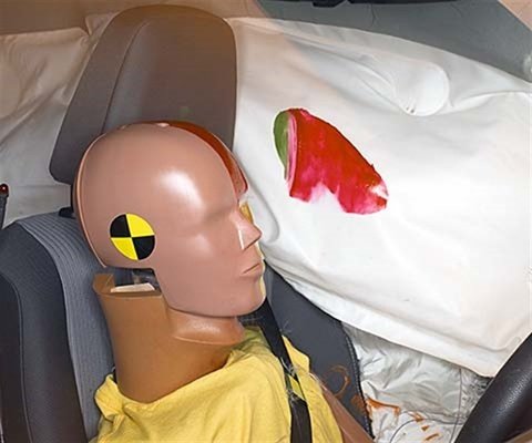 2017 Toyota RAV4 Hybrid IIHS Side Impact Crash Test Picture