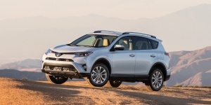 2017 Toyota RAV4 Pictures