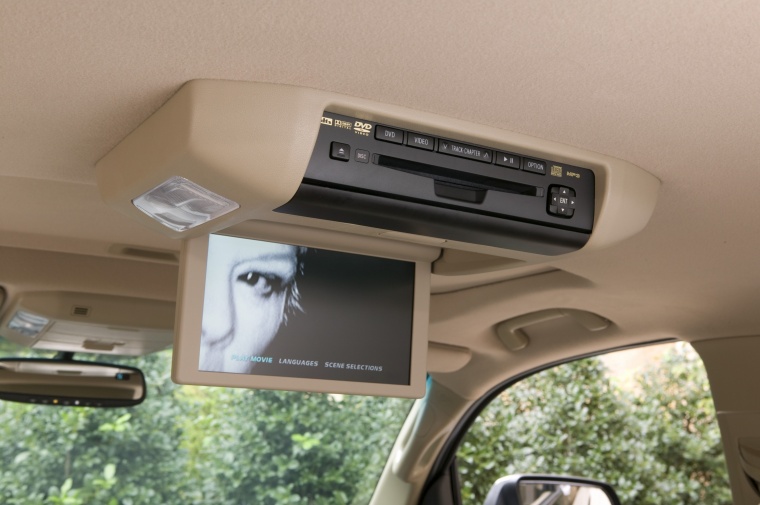 2010 Toyota Sequoia Overhead Screen Picture