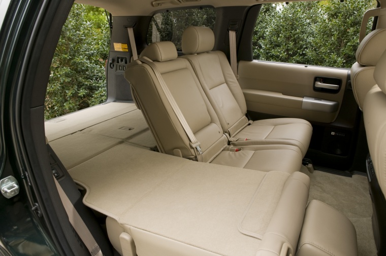 2011 Toyota Sequoia Third Row Seats Folded Picture