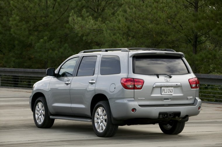 2014 Toyota Sequoia Picture