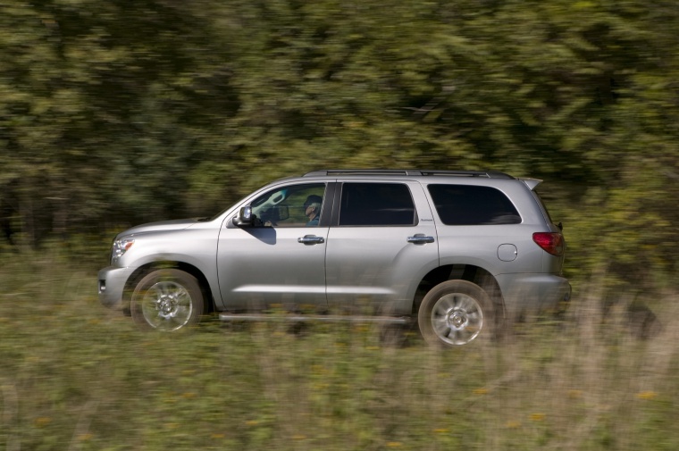 2017 Toyota Sequoia Picture