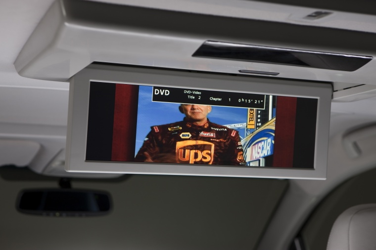 2011 Toyota Sienna Limited Overhead Screen Picture