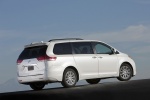 Picture of 2011 Toyota Sienna Limited in Blizzard Pearl