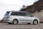 Picture of 2011 Toyota Sienna SE in Silver Sky Metallic