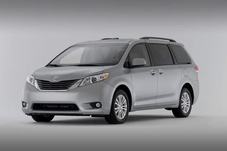 2012 Toyota Sienna XLE Picture