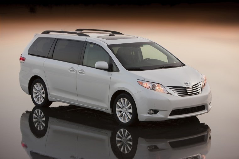 2013 Toyota Sienna Limited Picture