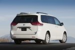 Picture of 2013 Toyota Sienna Limited in Blizzard Pearl
