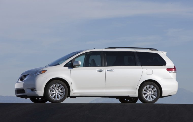 2014 Toyota Sienna Limited Picture