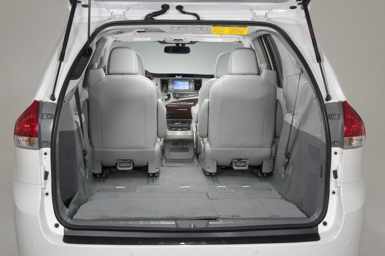 2014 Toyota Sienna Limited Trunk Picture