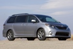 Picture of 2014 Toyota Sienna SE in Silver Sky Metallic
