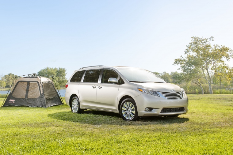 2015 Toyota Sienna Limited AWD Picture