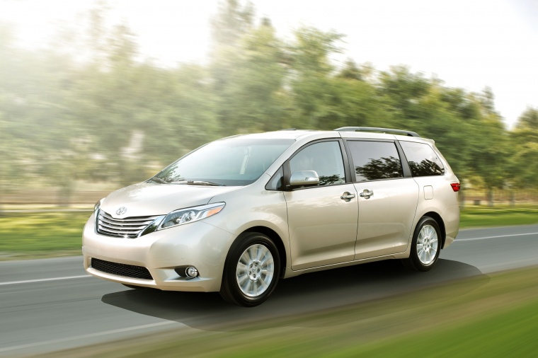 2016 Toyota Sienna Limited AWD Picture