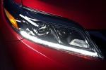 Picture of 2016 Toyota Sienna SE Headlight