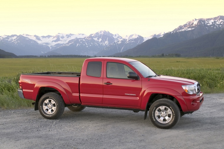 2010 Toyota Tacoma Access Cab SR5 4WD Picture