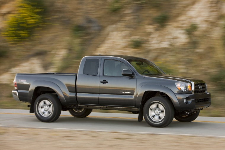 2010 Toyota Tacoma Access Cab SR5 4WD Picture