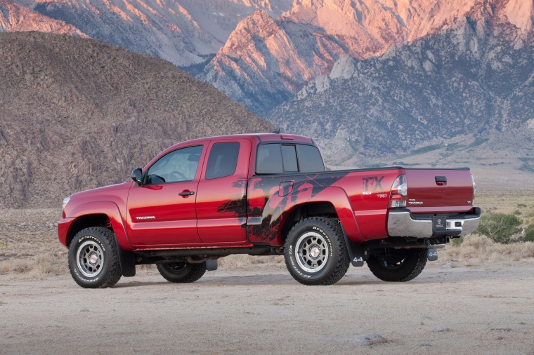 2015 Toyota Tacoma Access Cab V6 4WD Picture