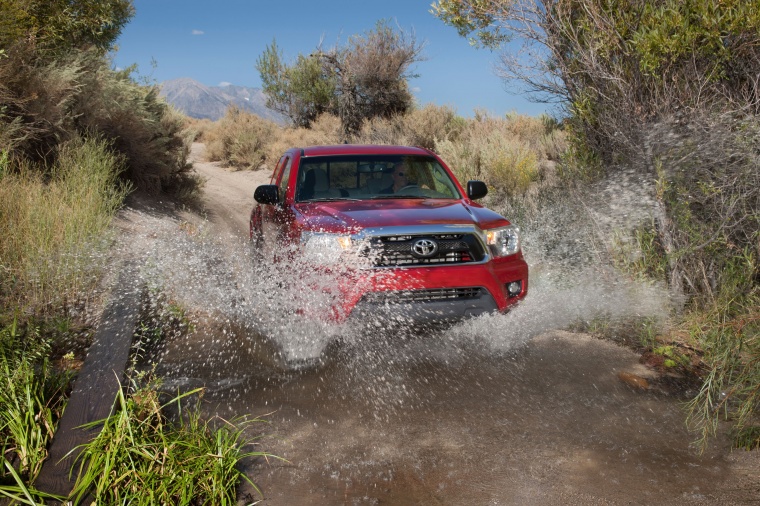 2015 Toyota Tacoma Access Cab V6 4WD Picture