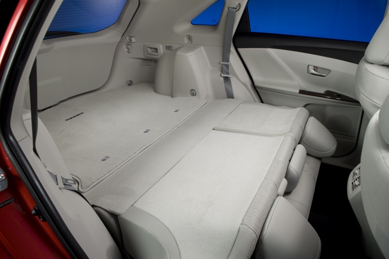 2010 Toyota Venza Rear Seats Picture