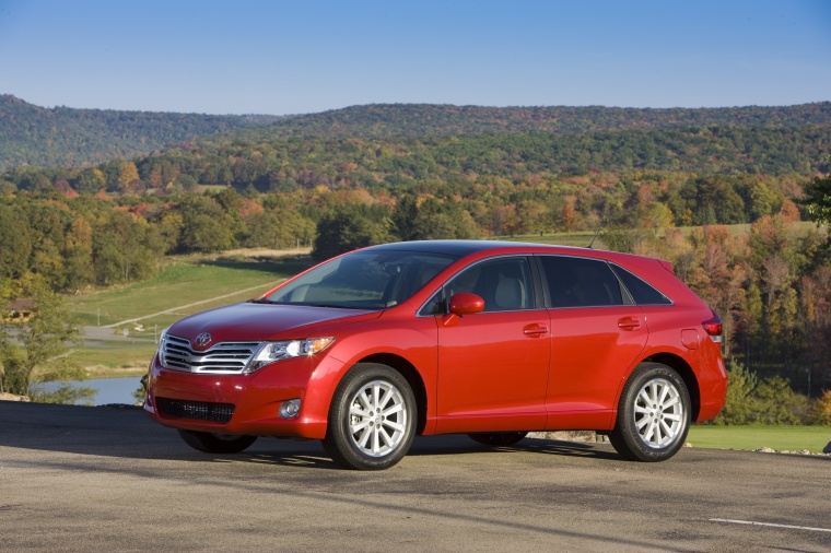 2010 Toyota Venza Picture