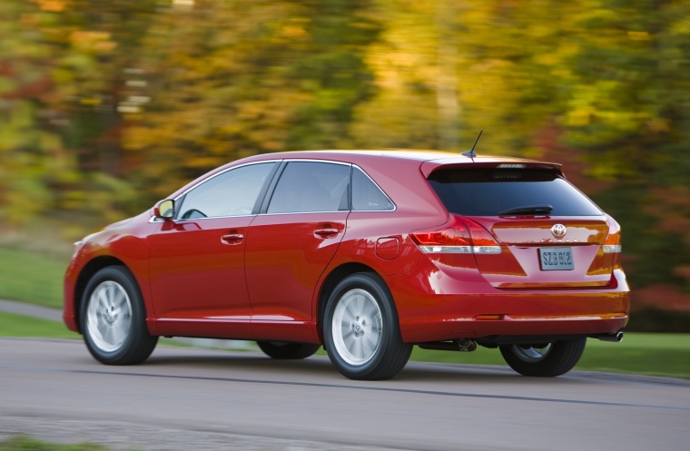 2010 Toyota Venza Picture