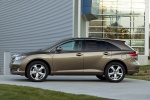 Picture of 2011 Toyota Venza in Golden Umber Mica