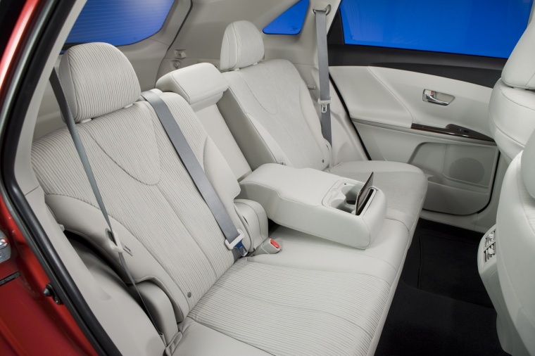 2012 Toyota Venza Rear Seats Picture