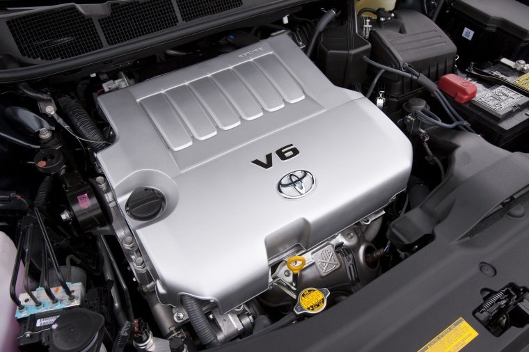 2015 Toyota Venza Limited 4WD 3.5-liter V6 engine Picture