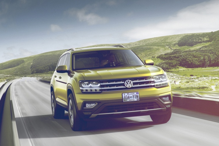 2018 Volkswagen Atlas V6 SEL Picture