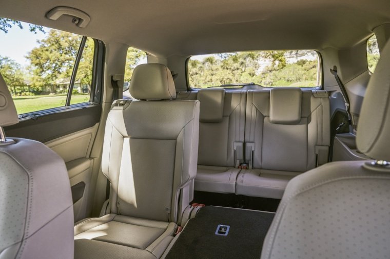 2019 Volkswagen Atlas V6 SEL Rear Seats Picture