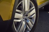 2019 Volkswagen Atlas V6 SEL Rim Picture