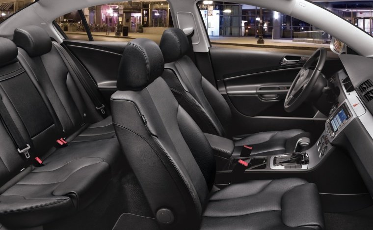 2010 Volkswagen Passat Sedan 2.0T Interior Picture