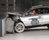 2010 Volkswagen Passat Sedan IIHS Frontal Impact Crash Test Picture