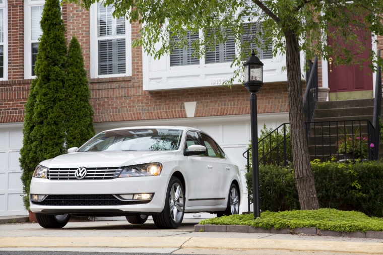 2013 Volkswagen Passat Sedan TDI Picture