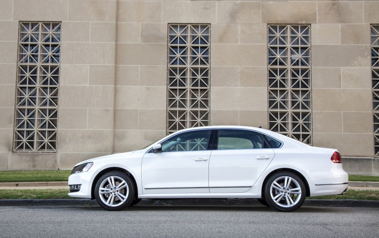 2014 Volkswagen Passat Sedan TDI Picture