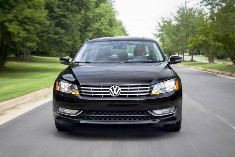 2014 Volkswagen Passat Sedan 1.8 SEL Picture