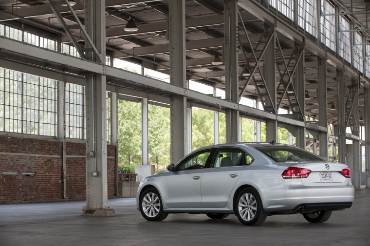 2015 Volkswagen Passat Sedan 3.6 Picture