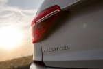 Picture of 2016 Volkswagen Passat 1.8T Sedan Tail Light