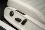 Picture of 2018 Volkswagen Passat Sedan Seat Controls